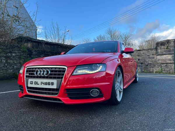 Audi A4 Saloon, Diesel, 2010, Red
