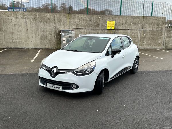 Toyota Prius Hatchback, Petrol Hybrid, 2014, White