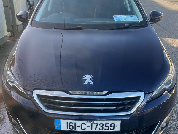Peugeot 308 Hatchback, Diesel, 2016, Blue