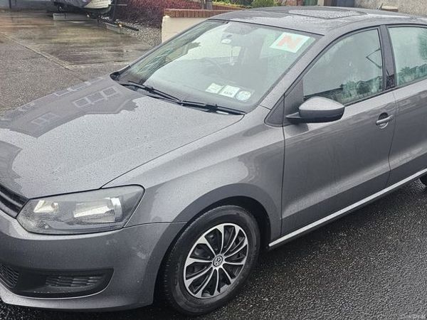Volkswagen Polo Hatchback, Petrol, 2010, Grey