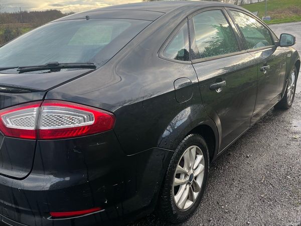 Ford Mondeo Hatchback, Diesel, 2014, Black