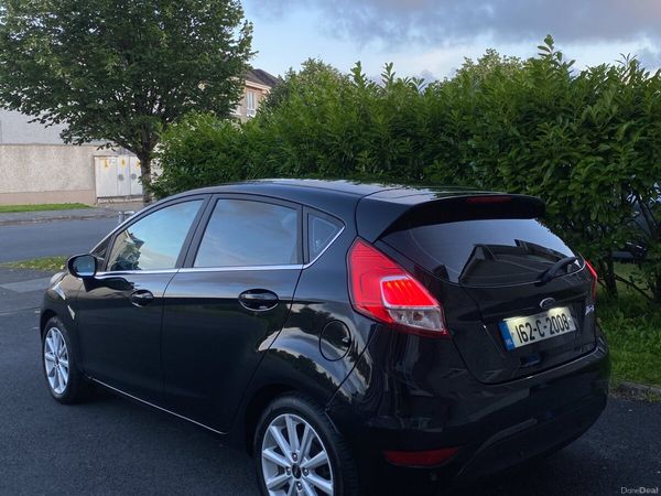 Ford Fiesta Hatchback, Diesel, 2016, Black