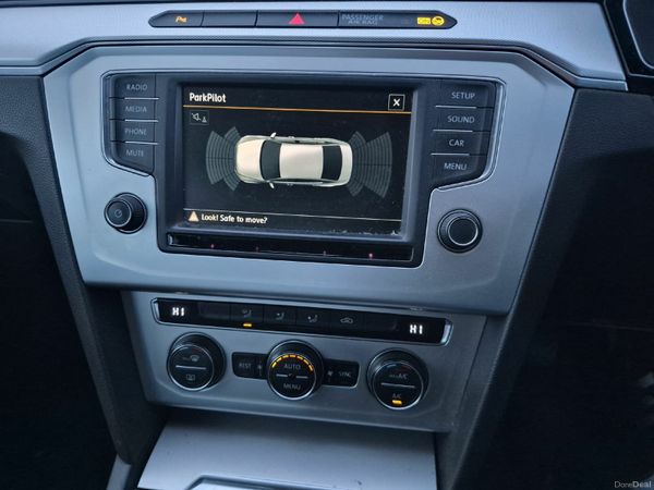 Volkswagen Passat Saloon, Diesel, 2015, Blue