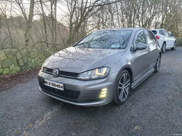 Volkswagen Golf Hatchback, Diesel, 2016, Grey