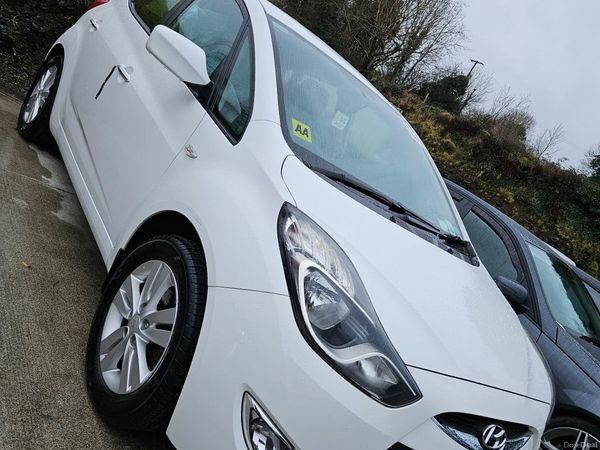 Hyundai ix20 MPV, Petrol, 2015, White