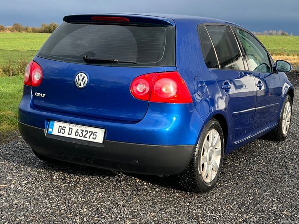 Volkswagen Golf Hatchback, Petrol, 2005, Blue