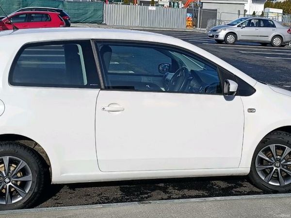 SEAT Mii Hatchback, Petrol, 2015, White