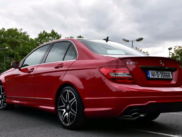 Mercedes-Benz C-Class Saloon, Diesel, 2014, Red