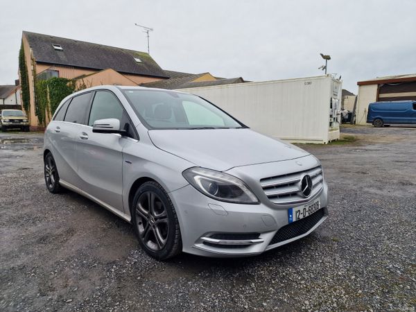 Mercedes-Benz B-Class Hatchback, Petrol, 2012, Silver