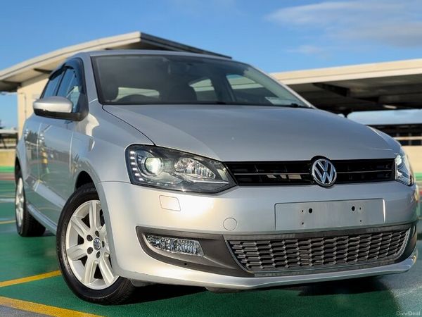 Volkswagen Polo Hatchback, Petrol, 2012, Silver