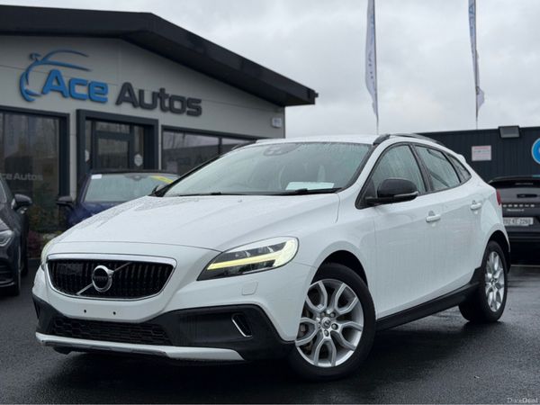 Volvo V40 Hatchback, Diesel, 2018, White