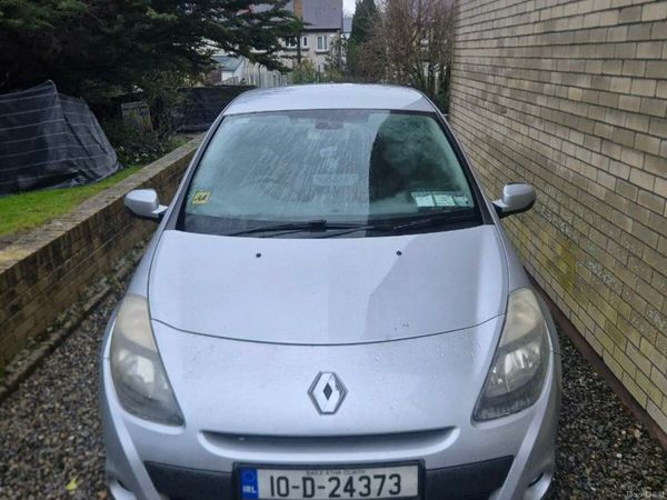 Renault Clio Hatchback, Ethanol Petrol, 2010, Silver