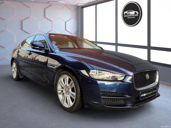 Jaguar XE Saloon, Diesel, 2015, Blue