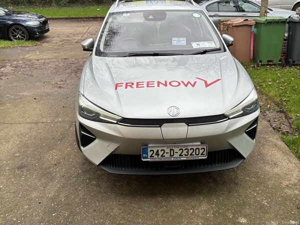 MG MG5 , Electric, 2024, Silver