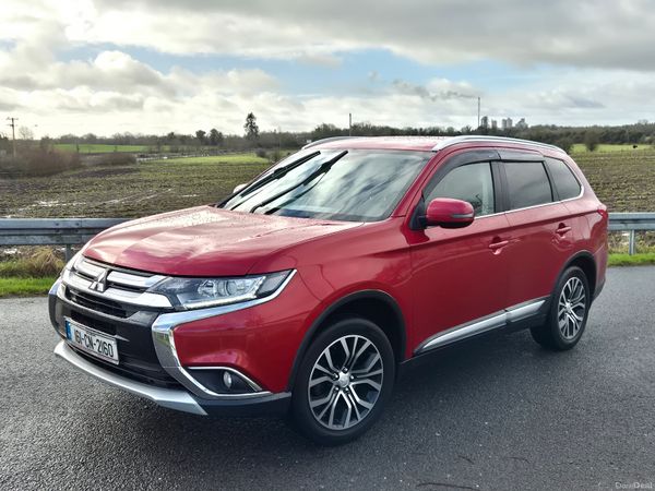 Mitsubishi Outlander SUV, Diesel, 2016, Red