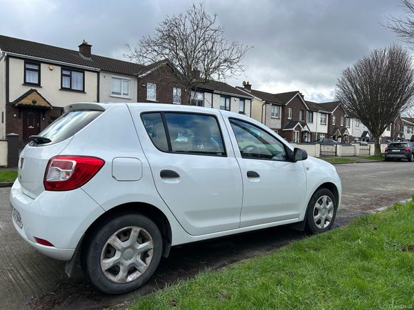 Dacia Sandero Hatchback, Petrol, 2013, White