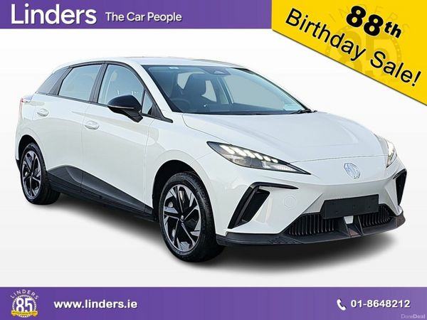 MG MG4 Hatchback, Electric, 2026, White