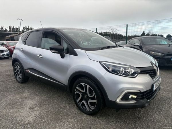 Renault Captur Hatchback, Petrol, 2019, Grey