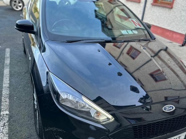 Ford Focus Hatchback, Petrol, 2018, Black