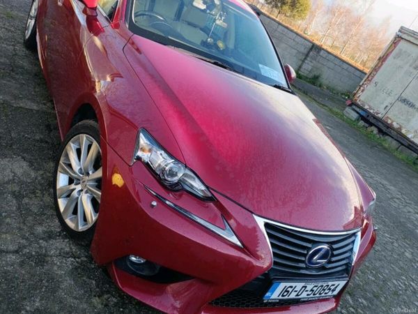 Lexus IS Saloon, Petrol Hybrid, 2016, Red