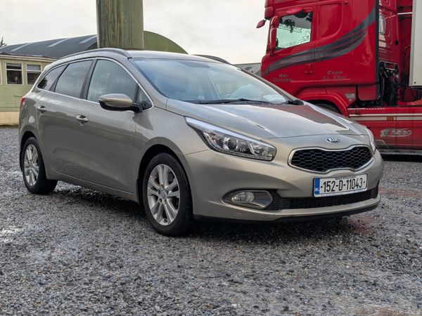 Kia Ceed Estate/Jeep, Diesel, 2015, Silver