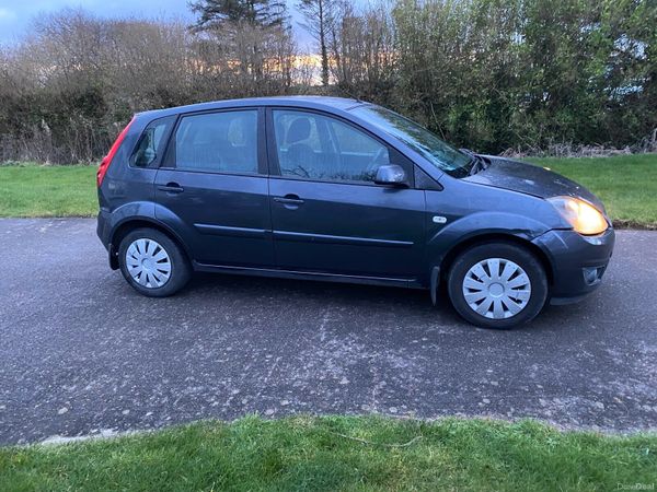 Ford Fiesta Hatchback, Petrol, 2008, Grey