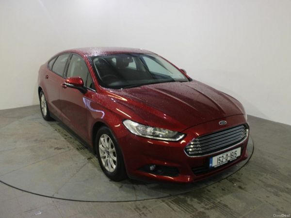 Ford Mondeo Hatchback, Diesel, 2015, Red