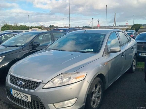 Ford Mondeo Saloon, Diesel, 2011, Silver