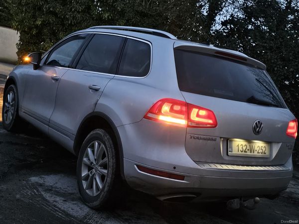 Volkswagen Touareg SUV, Diesel, 2013, Silver