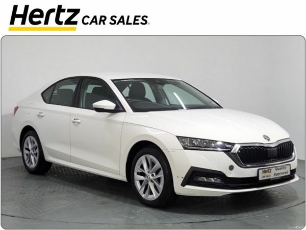 Skoda Octavia Saloon, Diesel, 2024, White