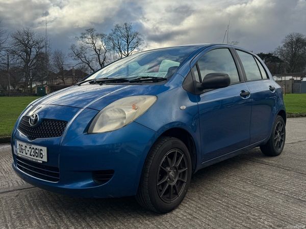 Toyota Yaris Hatchback, Petrol, 2006, Blue