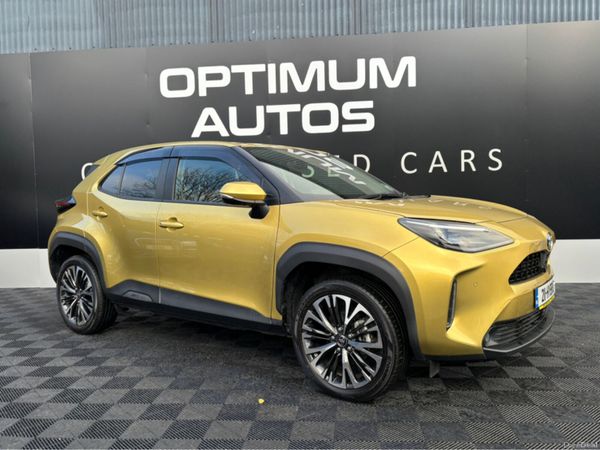 Toyota Yaris Cross Hatchback, Petrol Hybrid, 2021, Gold