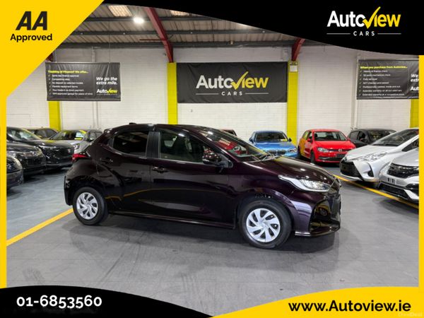 Toyota Yaris Hatchback, Petrol Hybrid, 2020, Purple