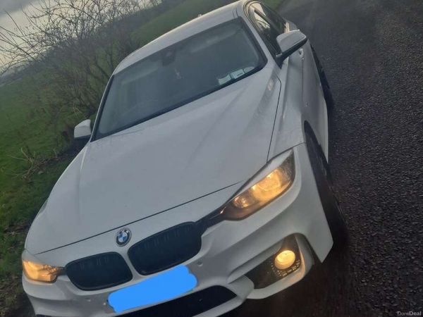 Volkswagen Tiguan Saloon, Diesel, 2012, White