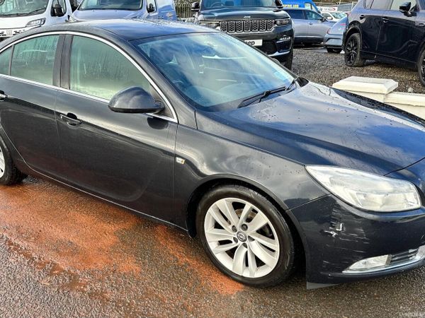 Opel Insignia MPV, Diesel, 2013, Black