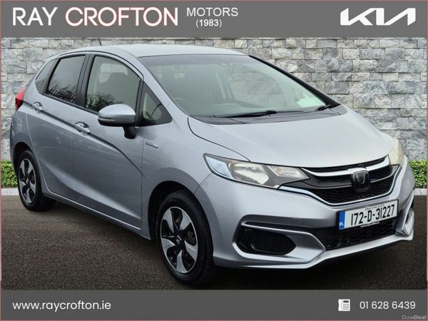 Honda Fit Hatchback, Petrol Hybrid, 2017, Silver