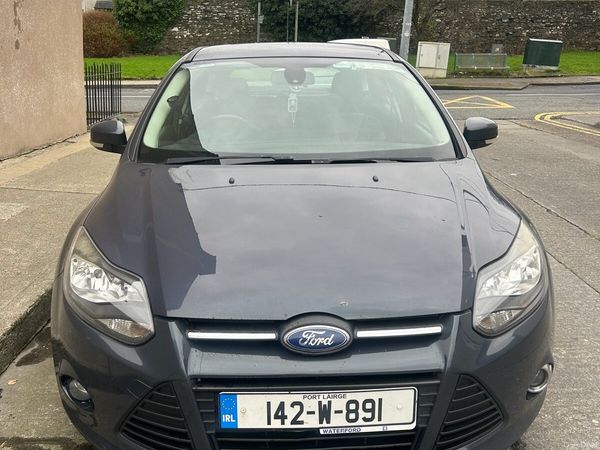 Ford Focus Hatchback, Diesel, 2014, Grey