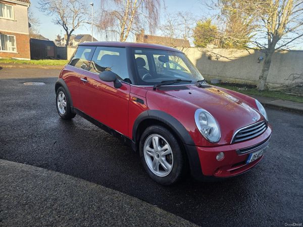 Mini One Hatchback, Petrol, 2005, Red