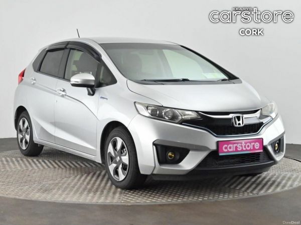 Honda Fit Hatchback, Petrol Hybrid, 2017, Silver
