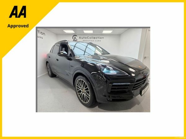 Porsche Cayenne SUV, Petrol Plug-in Hybrid, 2023, Black