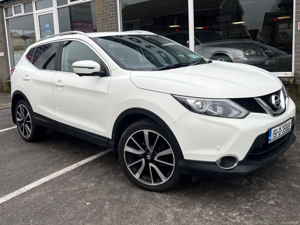 Nissan Qashqai Hatchback, Diesel, 2015, White