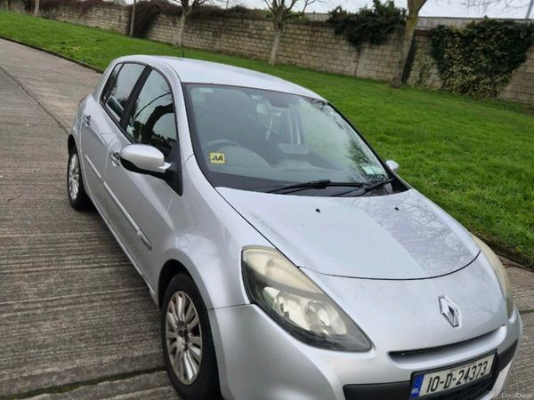 Renault Clio Hatchback, Ethanol Petrol, 2010, Silver