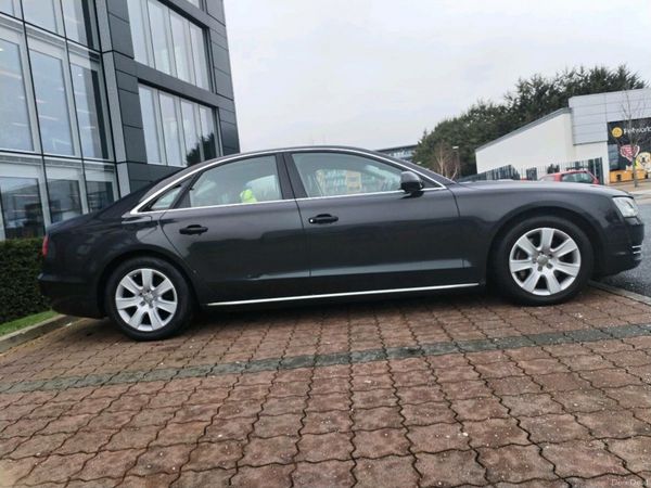 Audi A8 Saloon, Diesel, 2011, Grey