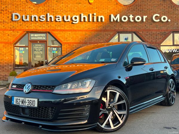 Volkswagen Golf Hatchback, Petrol, 2016, Black