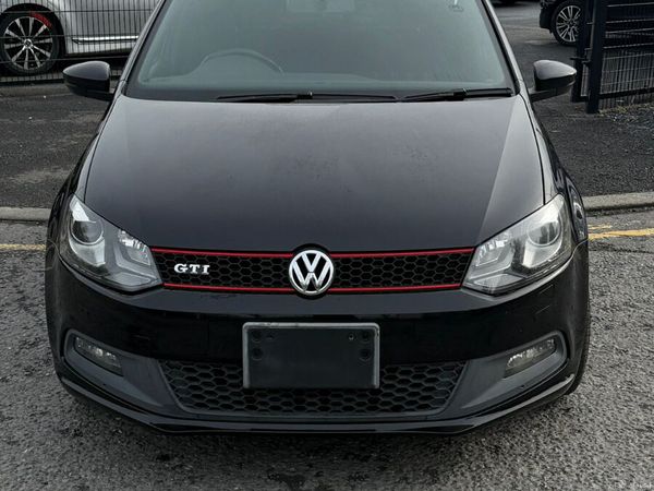 Volkswagen Polo Hatchback, Petrol, 2012, Black