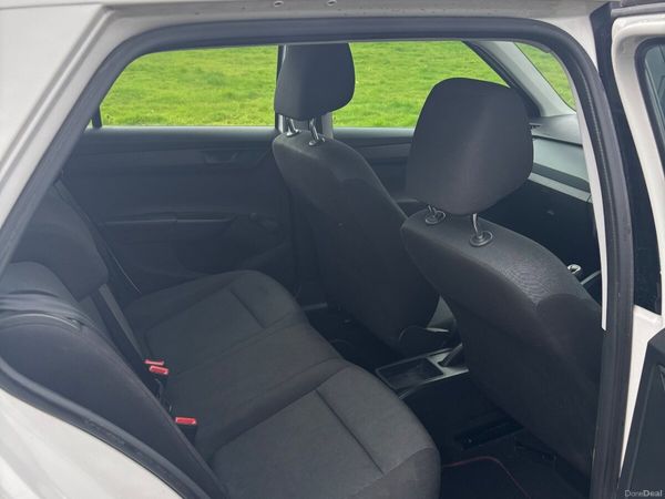 Skoda Fabia Hatchback, Petrol, 2018, White