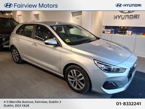 Hyundai i30 Hatchback, Petrol, 2020, Silver