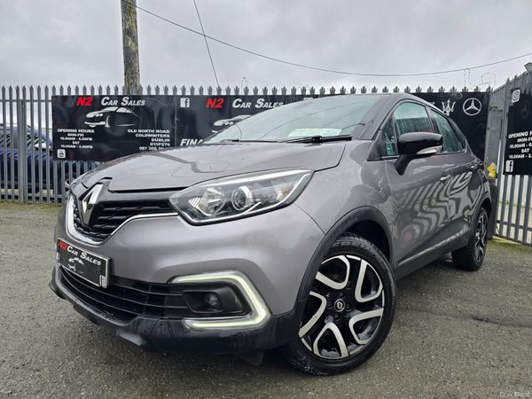 Renault Captur Hatchback, Petrol, 2018, Grey