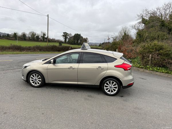 Ford Focus Hatchback, Diesel, 2015, Silver