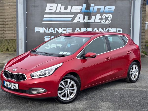 Kia Ceed Hatchback, Diesel, 2015, Red